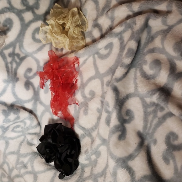 Scrunchie Bundle - Picture 2 of 3
